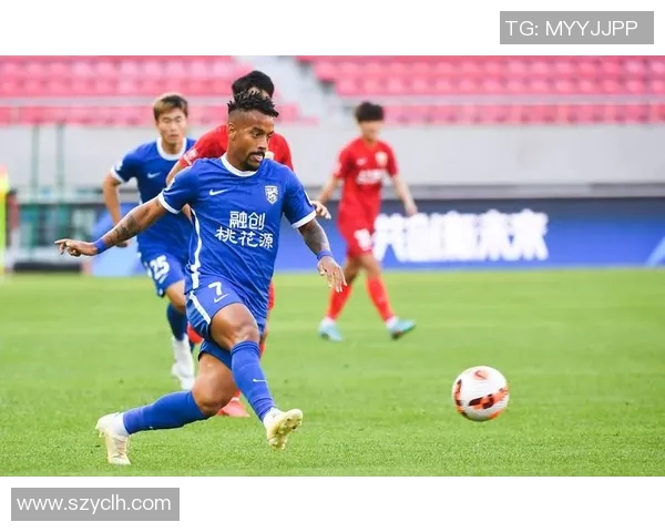 赛后分析:上海足球队与武汉足球队的技术对决全景解析 赛后分析:上海足球队与武汉足球队的技术对决全景解析