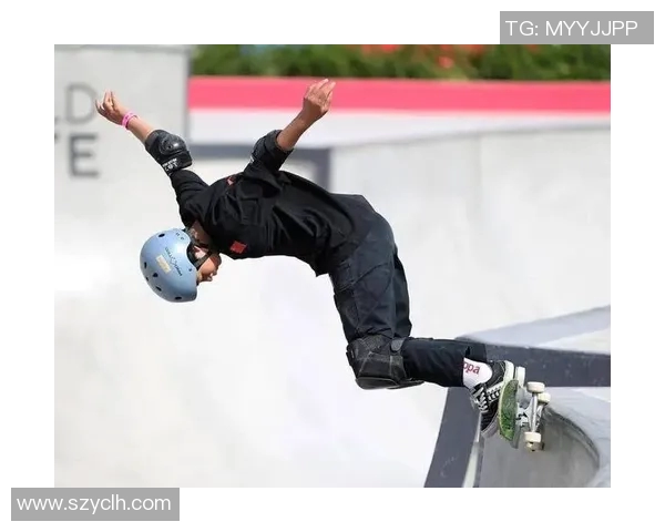 杭州滑板队在全国滑板耐力排行榜中荣获第七名的佳绩引发关注 杭州滑板队在全国滑板耐力排行榜中荣获第七名的佳绩引发关注